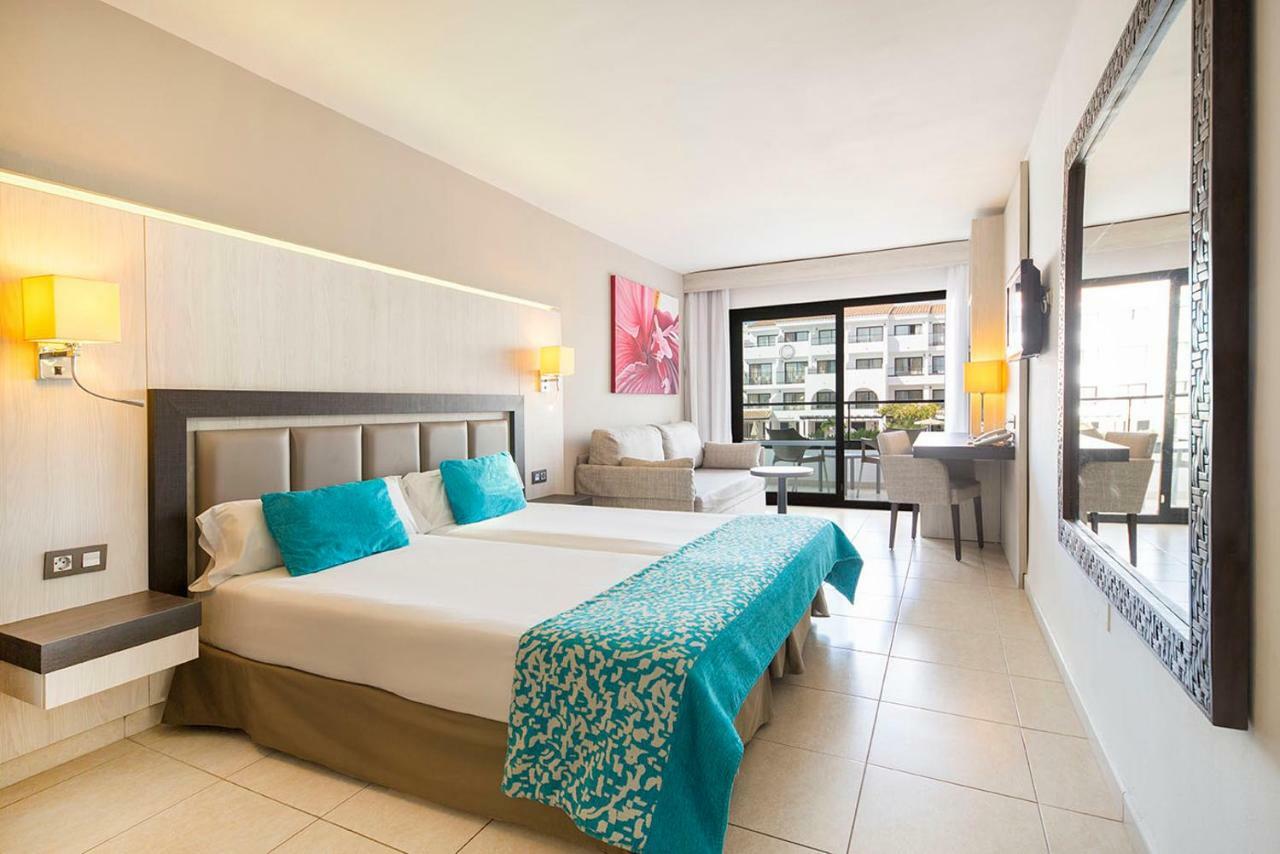 FERGUS Style Bahamas Otel Playa d'en Bossa Dış mekan fotoğraf